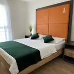 Business Hotel
