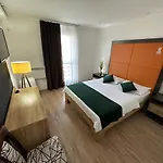 Business برييدور