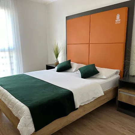 Business Hotel