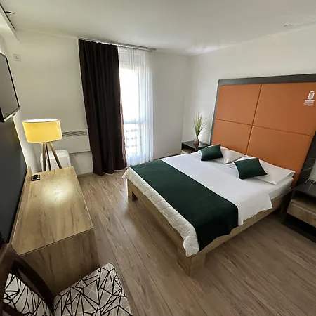 Business فندق برييدور